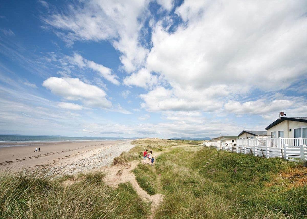 Barmouth Bay Holiday Park Llanddwywe Bagian luar foto